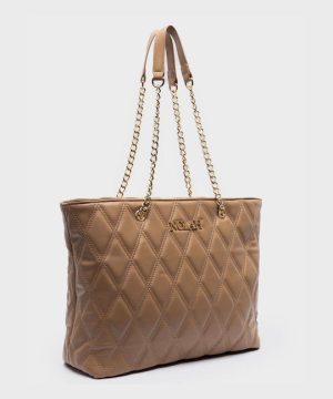 Alternative view of Helen Beige