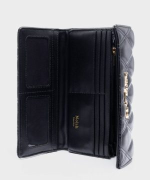 Alternative view of Violet Black