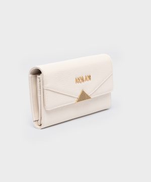 Alternative view of Celestine Ivory