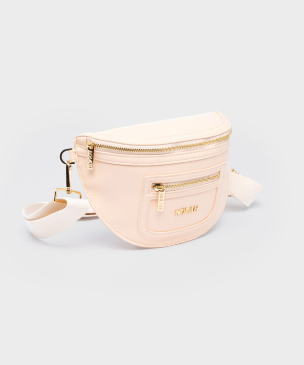 Alternative view of Levi Pink
