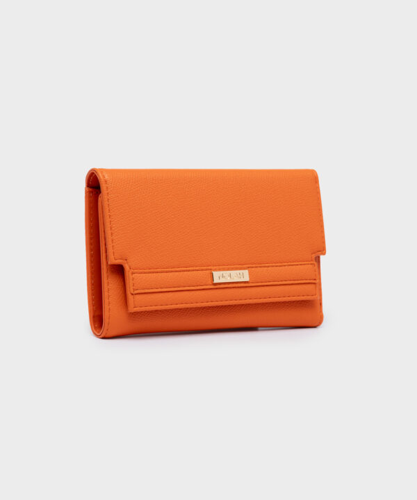 Alternative view of Madelia Orange