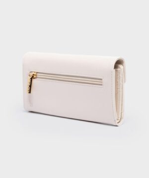 Alternative view of Georgina Wlt Ivory