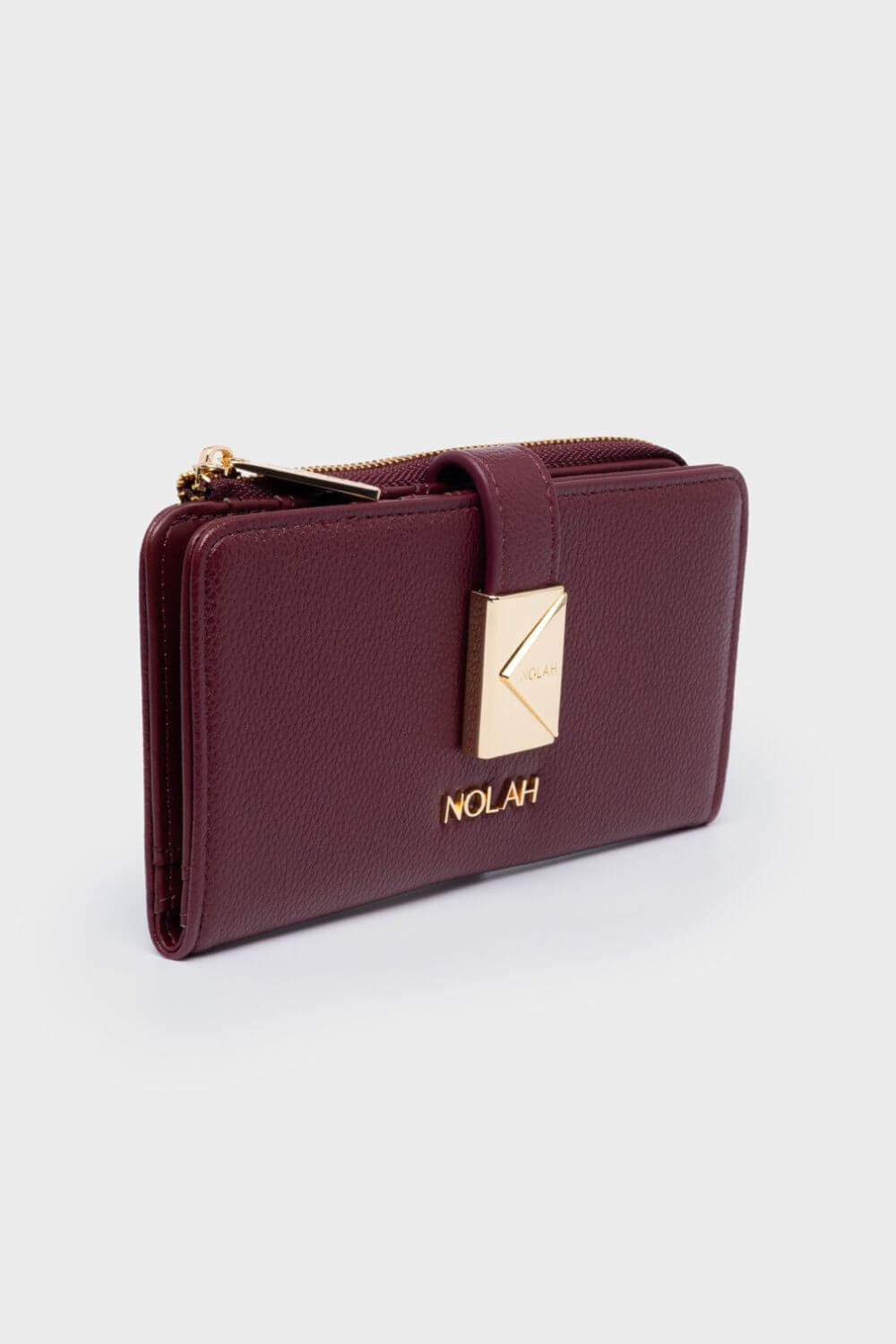Savvina Burgundy