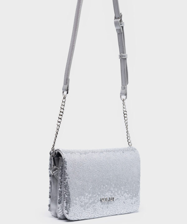 Alternative view of Briggite Silver