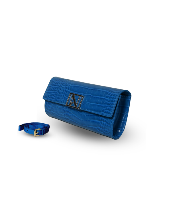 Alternative view of Sheila Blue